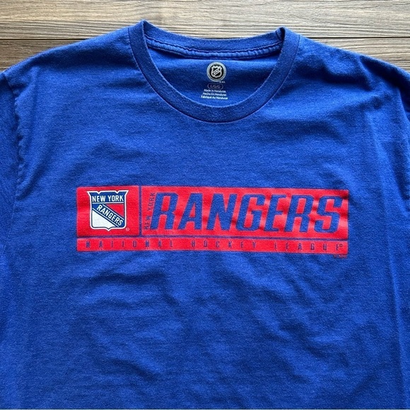 NHL | New York Rangers Retro T-Shirt in Blue and Red (Large) - Picture 1 of 7